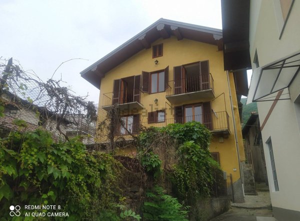 pentavano in vendita a Mezzenile in zona Villa Inferiore