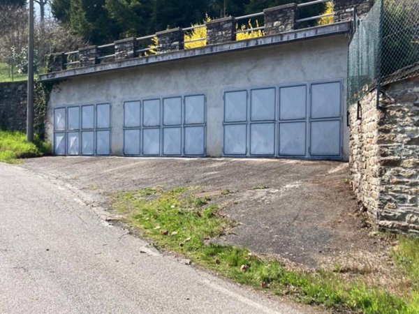locale di sgombero in vendita a Mezzenile in zona Murasse