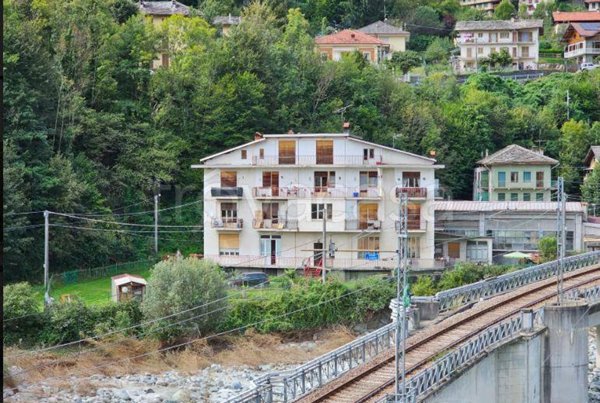 appartamento in vendita a Mezzenile in zona Sabbione