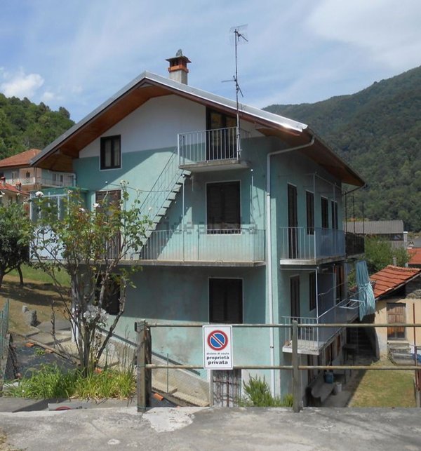 appartamento in vendita a Mezzenile in zona Villa Inferiore