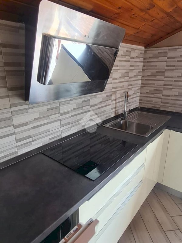 appartamento in vendita a Mezzenile in zona Villa Superiore