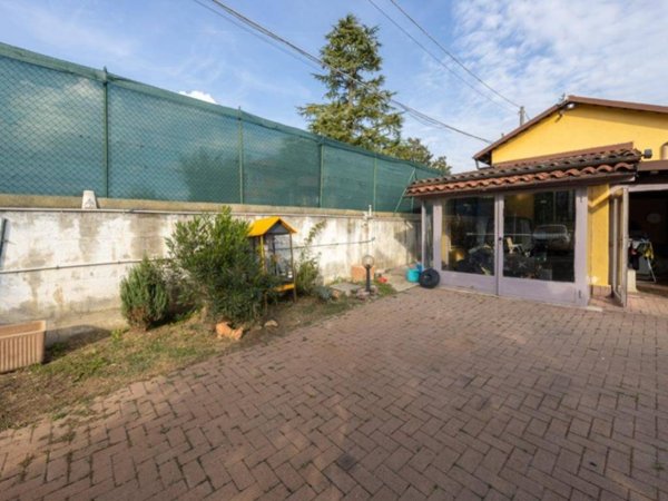 casa indipendente in vendita a Mombello di Torino