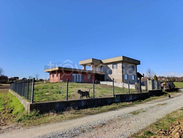 casa indipendente in vendita a Mombello di Torino