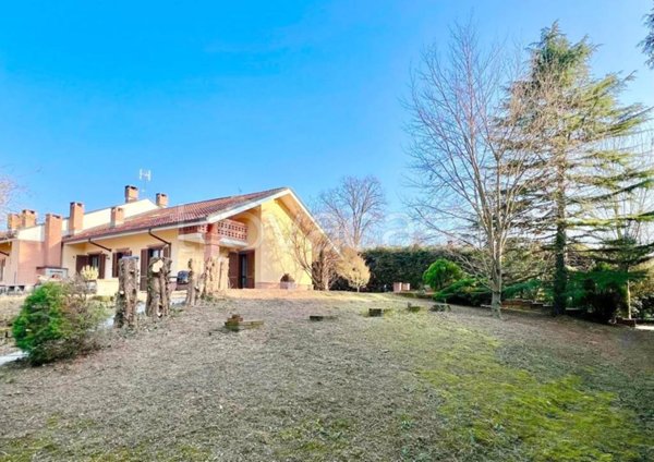 casa indipendente in vendita a Mombello di Torino