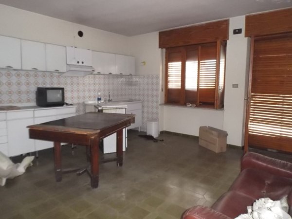 casa indipendente in vendita a Mompantero in zona Urbiano
