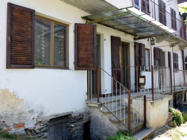 appartamento in vendita a Mompantero