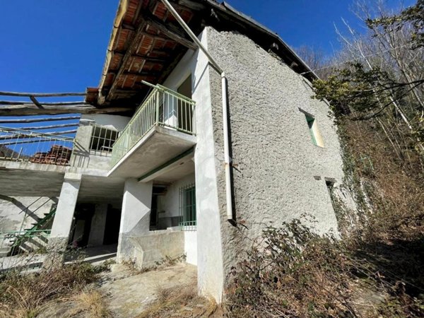 casa semindipendente in vendita a Monastero di Lanzo in zona Monastero di sotto
