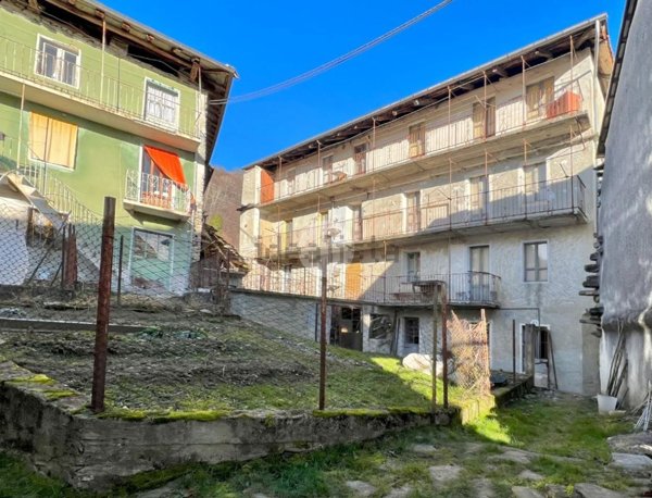 casa indipendente in vendita a Monastero di Lanzo