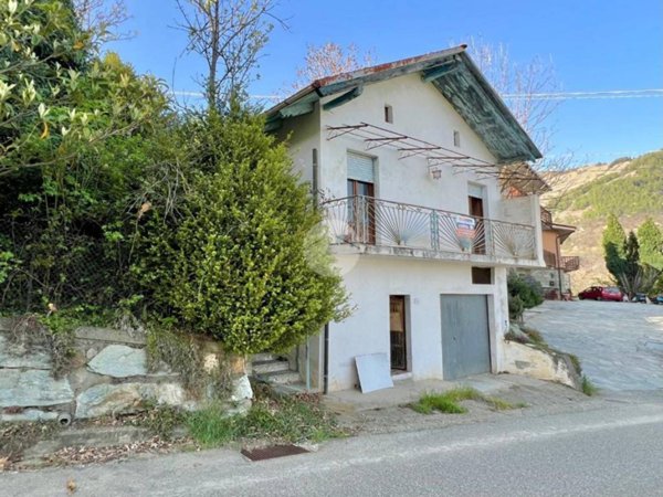 casa indipendente in vendita a Monastero di Lanzo in zona Mecca
