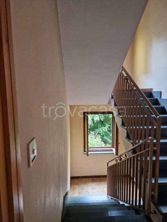 appartamento in vendita a Monastero di Lanzo in zona Chiaves