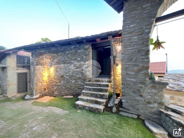 casa indipendente in vendita a Monastero di Lanzo in zona Cresto