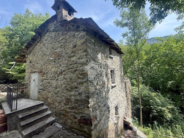 casa indipendente in vendita a Monastero di Lanzo in zona Cà di Savi