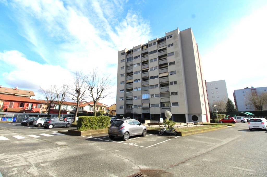 appartamento in vendita a Moncalieri in zona Testona