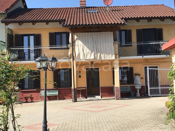casa indipendente in vendita a Moncalieri
