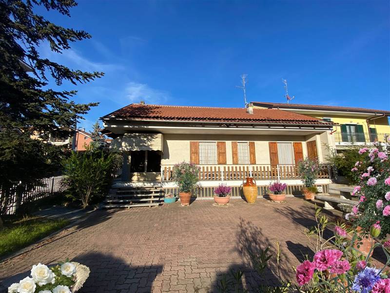 casa indipendente in vendita a Moncalieri