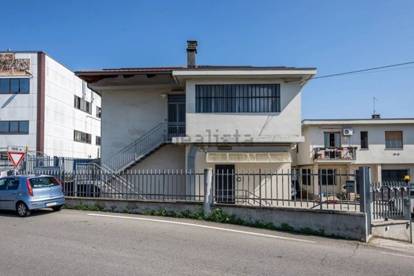 casa semindipendente in vendita a Moncalieri in zona Carpice