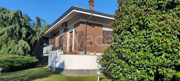 casa indipendente in vendita a Moncalieri in zona Testona