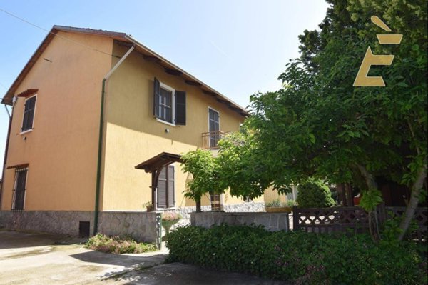 casa indipendente in vendita a Moncalieri