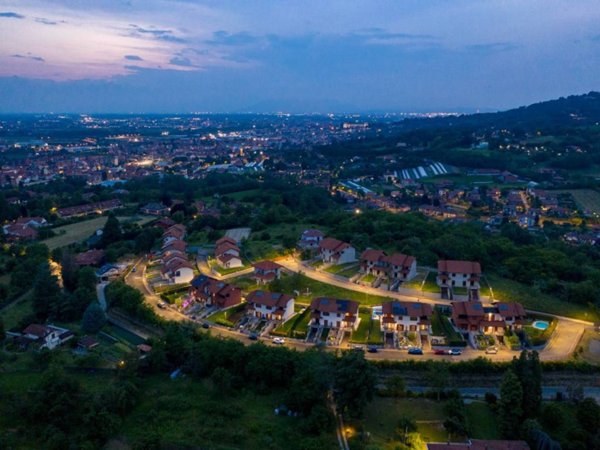 casa indipendente in vendita a Moncalieri in zona Moriondo