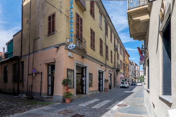 negozio in vendita a Moncalieri
