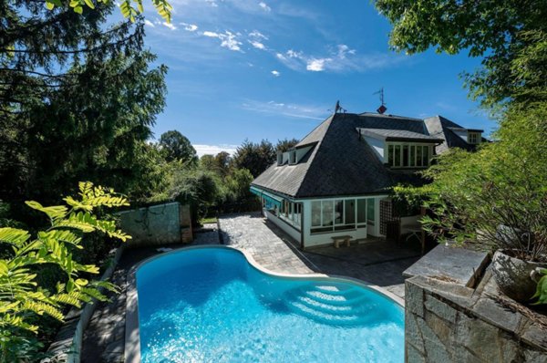 casa indipendente in vendita a Moncalieri in zona Boccia d'Oro