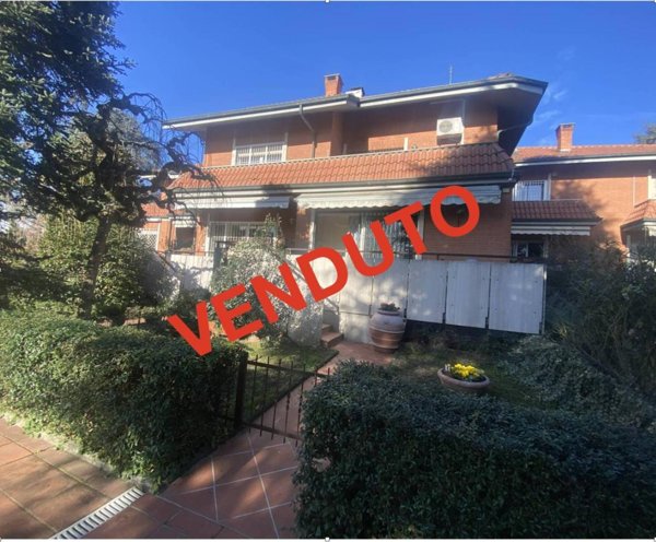 casa indipendente in vendita a Moncalieri