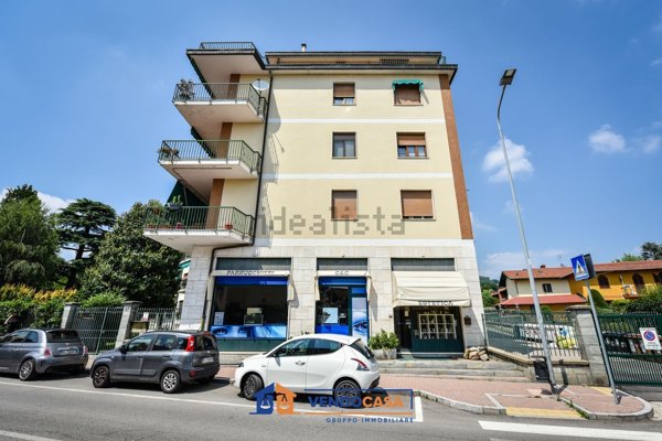 locale commerciale in vendita a Moncalieri in zona Testona