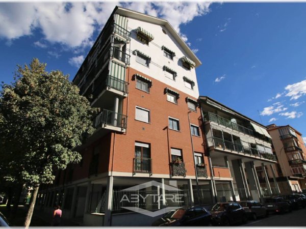 appartamento in vendita a Moncalieri in zona Borgo San Pietro