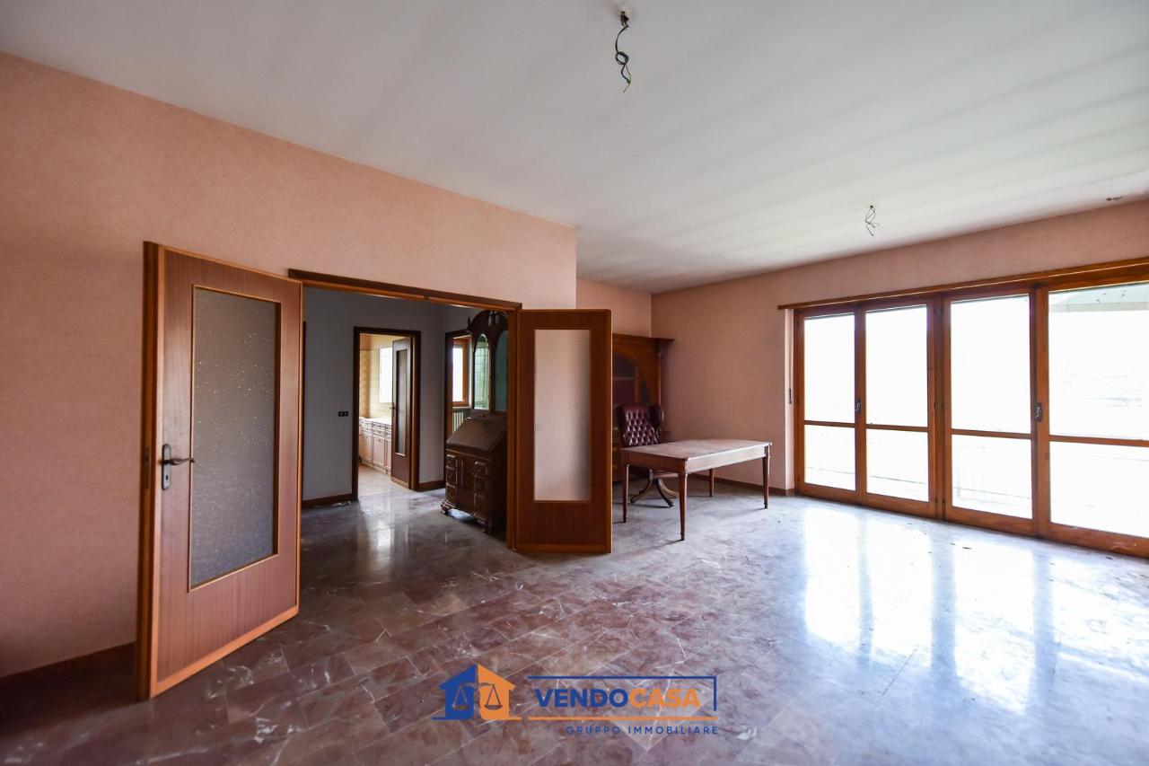casa indipendente in vendita a Moncalieri