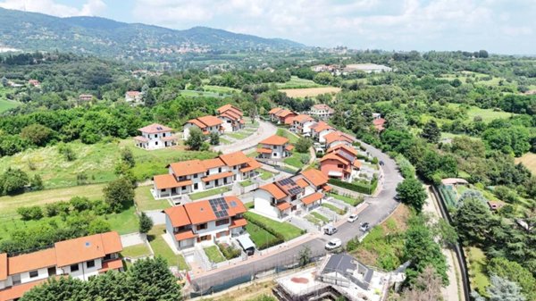 casa indipendente in vendita a Moncalieri