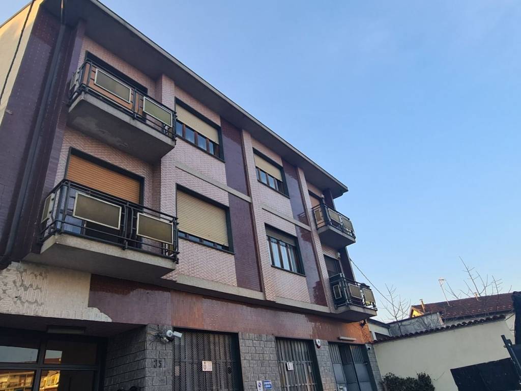 appartamento in vendita a Moncalieri in zona Borgo San Pietro