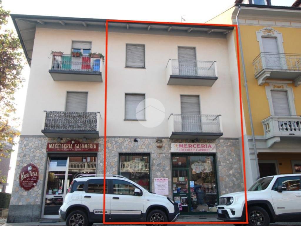 intera palazzina in vendita a Moncalieri in zona Testona