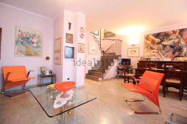 casa indipendente in vendita a Moncalieri in zona Testona