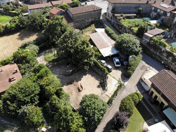 casa indipendente in vendita a Moncalieri in zona Revigliasco