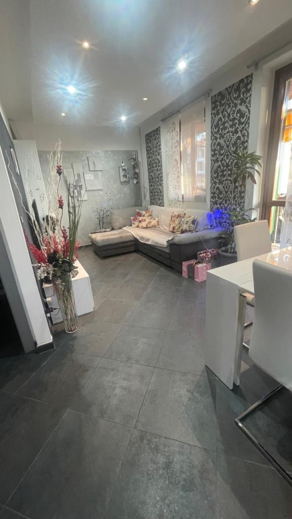 appartamento in vendita a Moncalieri in zona Tetti Piatti