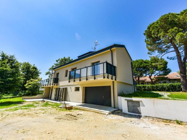 casa indipendente in vendita a Moncalieri in zona Revigliasco