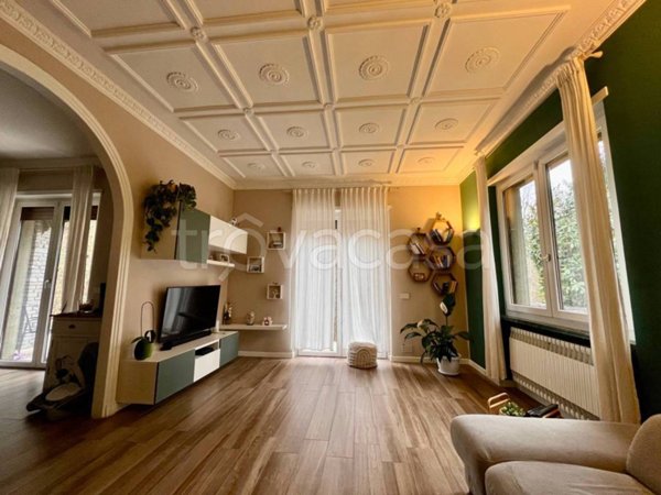 casa indipendente in vendita a Moncalieri in zona Boccia d'Oro