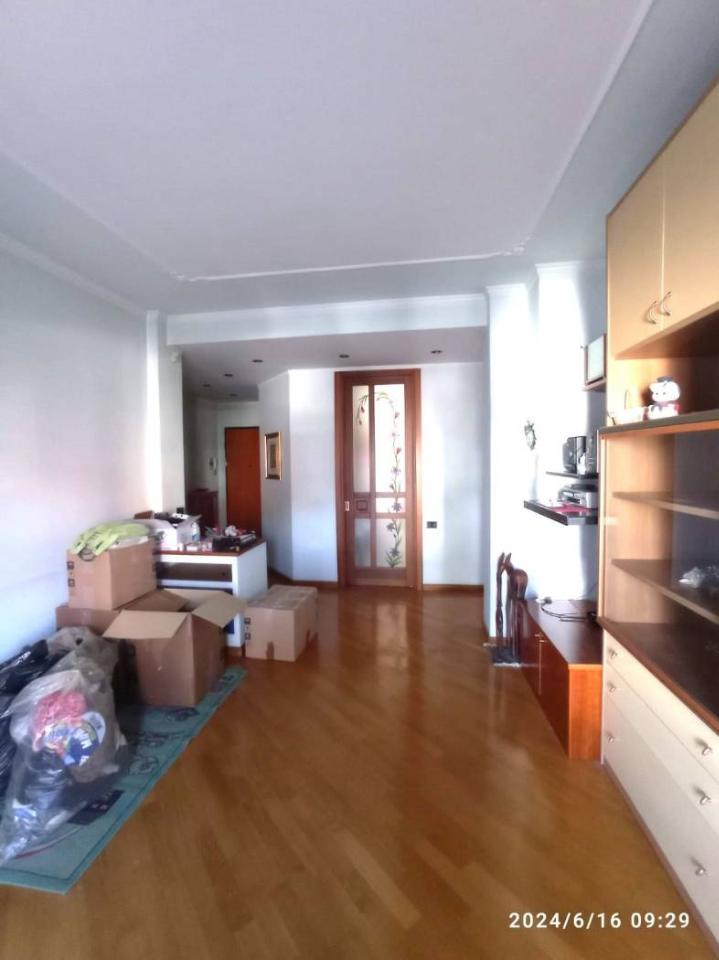 appartamento in vendita a Moncalieri in zona Borgo San Pietro