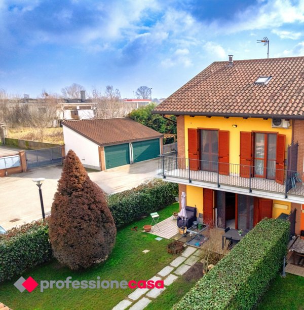 casa indipendente in vendita a Moncalieri