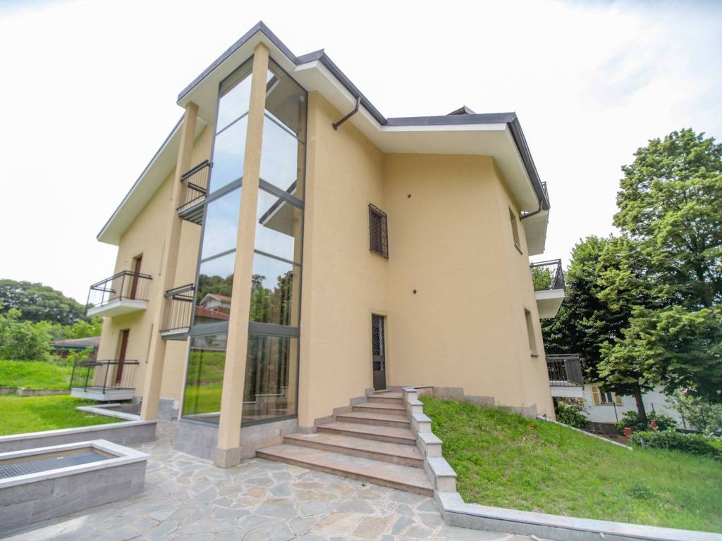 appartamento in vendita a Moncalieri in zona Revigliasco