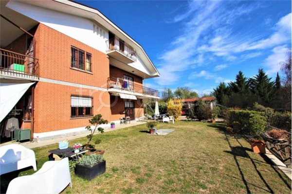 appartamento in vendita a Moncalieri in zona Revigliasco