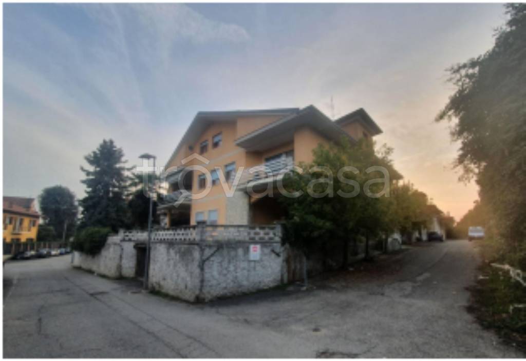appartamento in vendita a Moncalieri in zona Moriondo