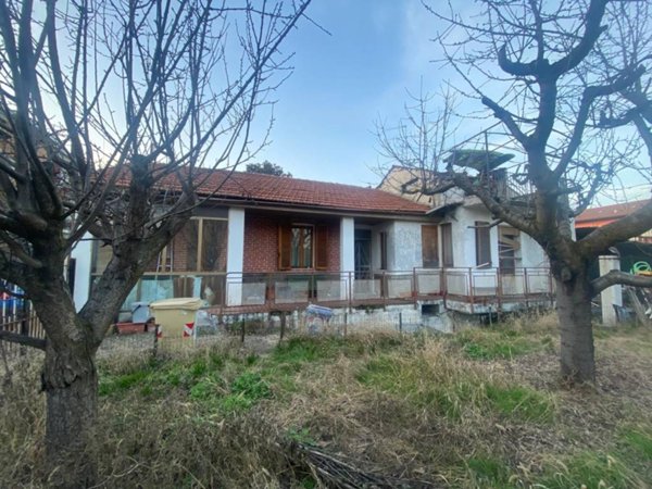 casa indipendente in vendita a Moncalieri