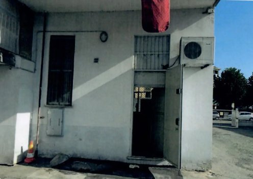 negozio in vendita a Moncalieri