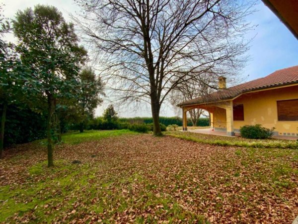 casa indipendente in vendita a Moncalieri