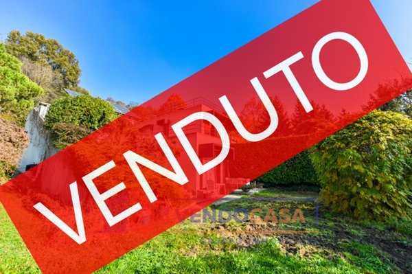 casa indipendente in vendita a Moncalieri in zona Revigliasco