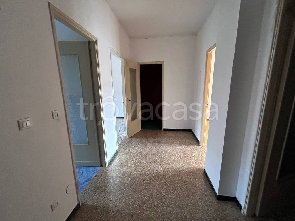 appartamento in vendita a Moncalieri in zona Testona