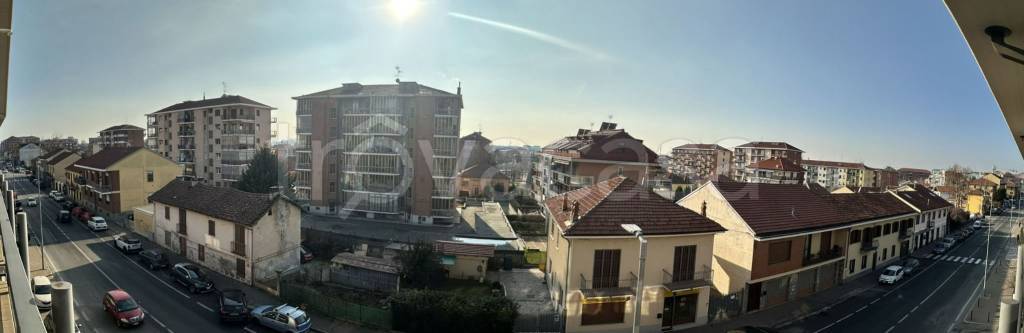 appartamento in vendita a Moncalieri in zona Testona