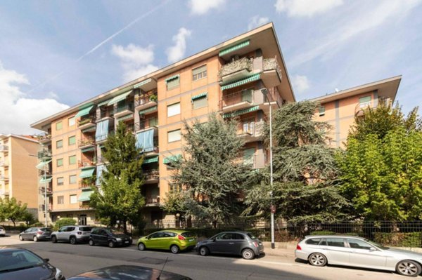 appartamento in vendita a Moncalieri in zona Borgo San Pietro