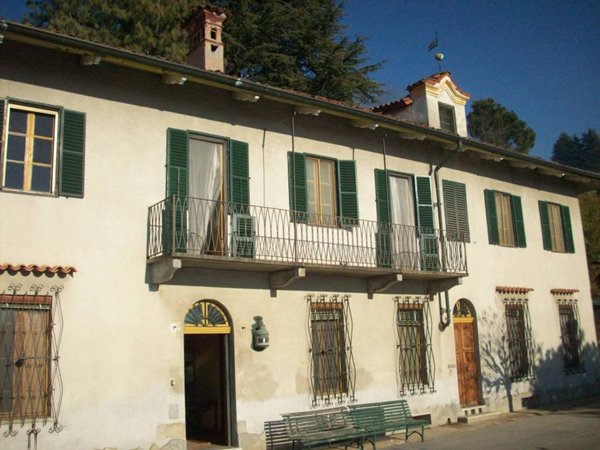casa indipendente in vendita a Moncalieri in zona Revigliasco